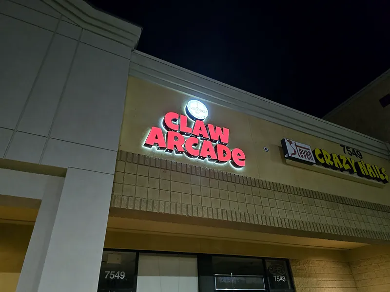 Channel letters for Klawz Claw Arcade in Peoria, AZ by Win Signs