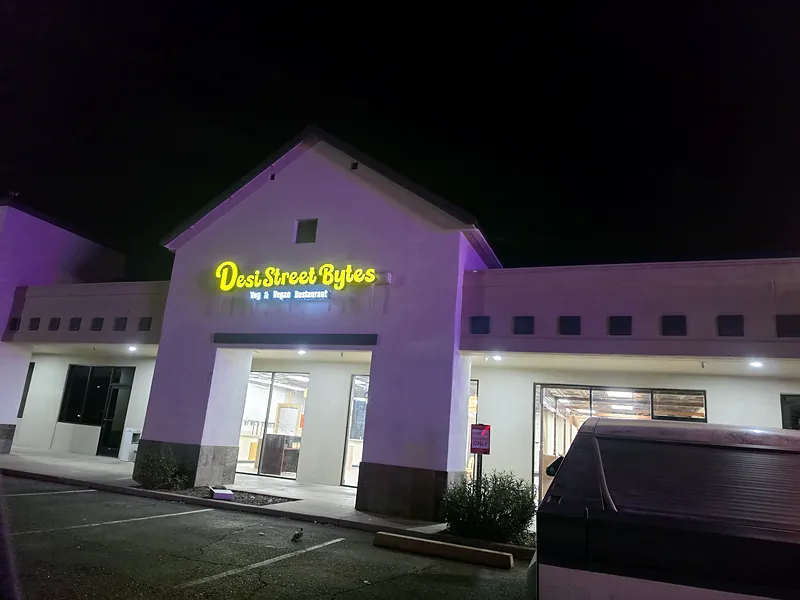 Channel letters for Desi Street Bytes in Chandler, AZ by Win Signs
