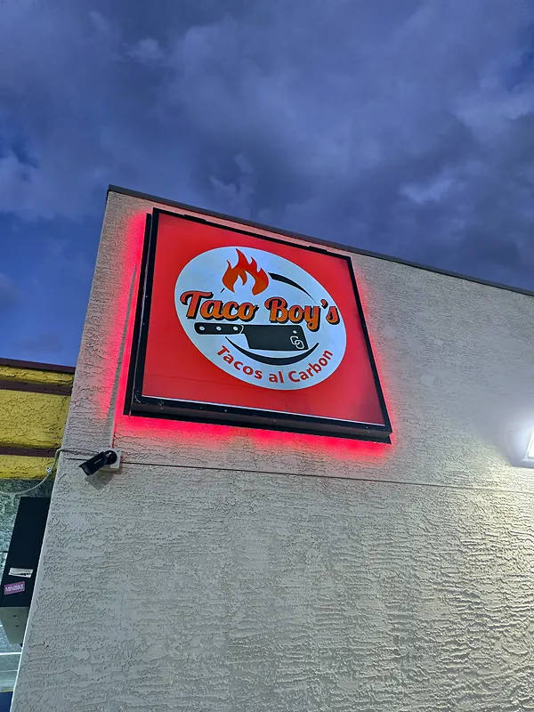 Lightbox sign for Taco Boy's in Phoenix, AZ by Win Signs